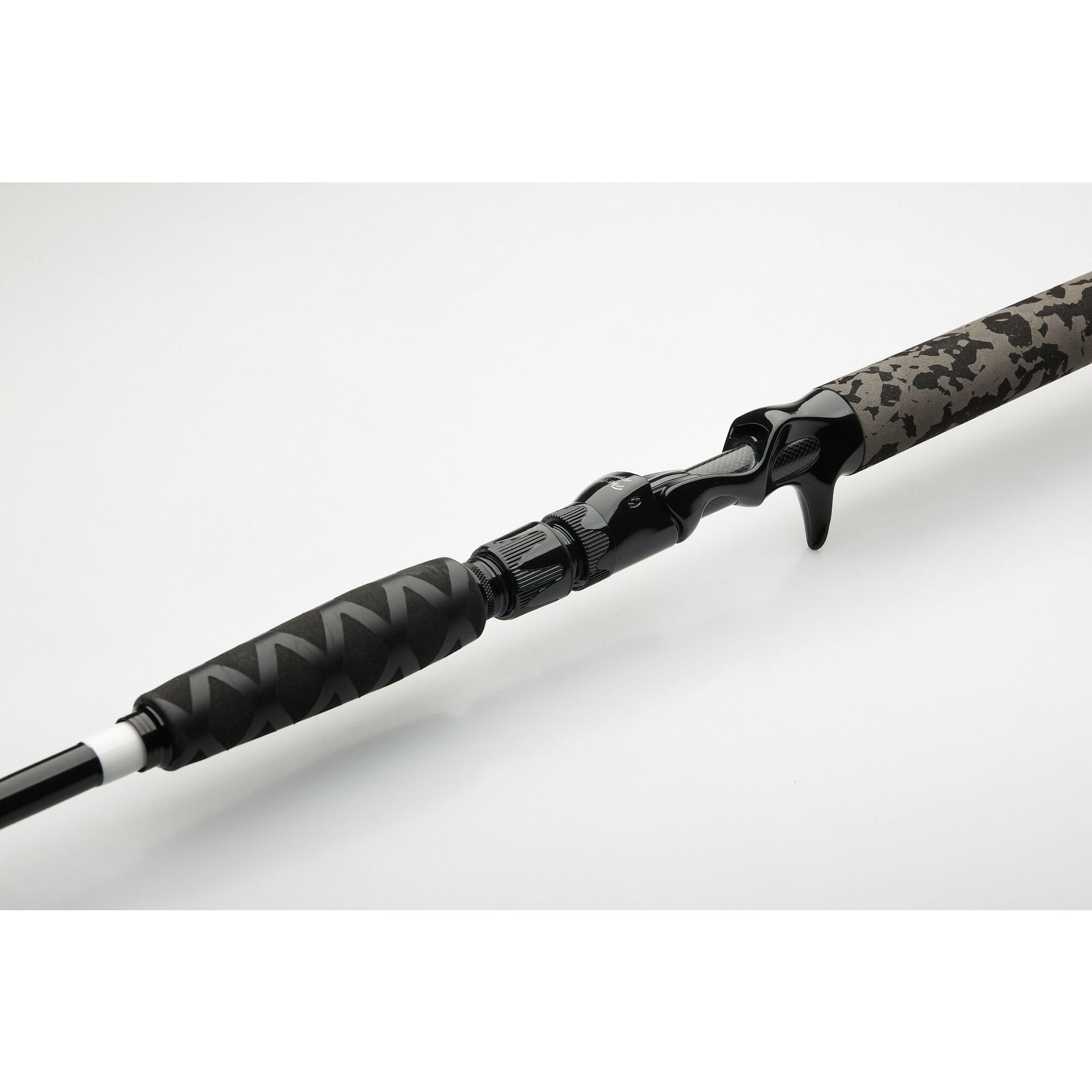 MADCAT White Baitcast Rod