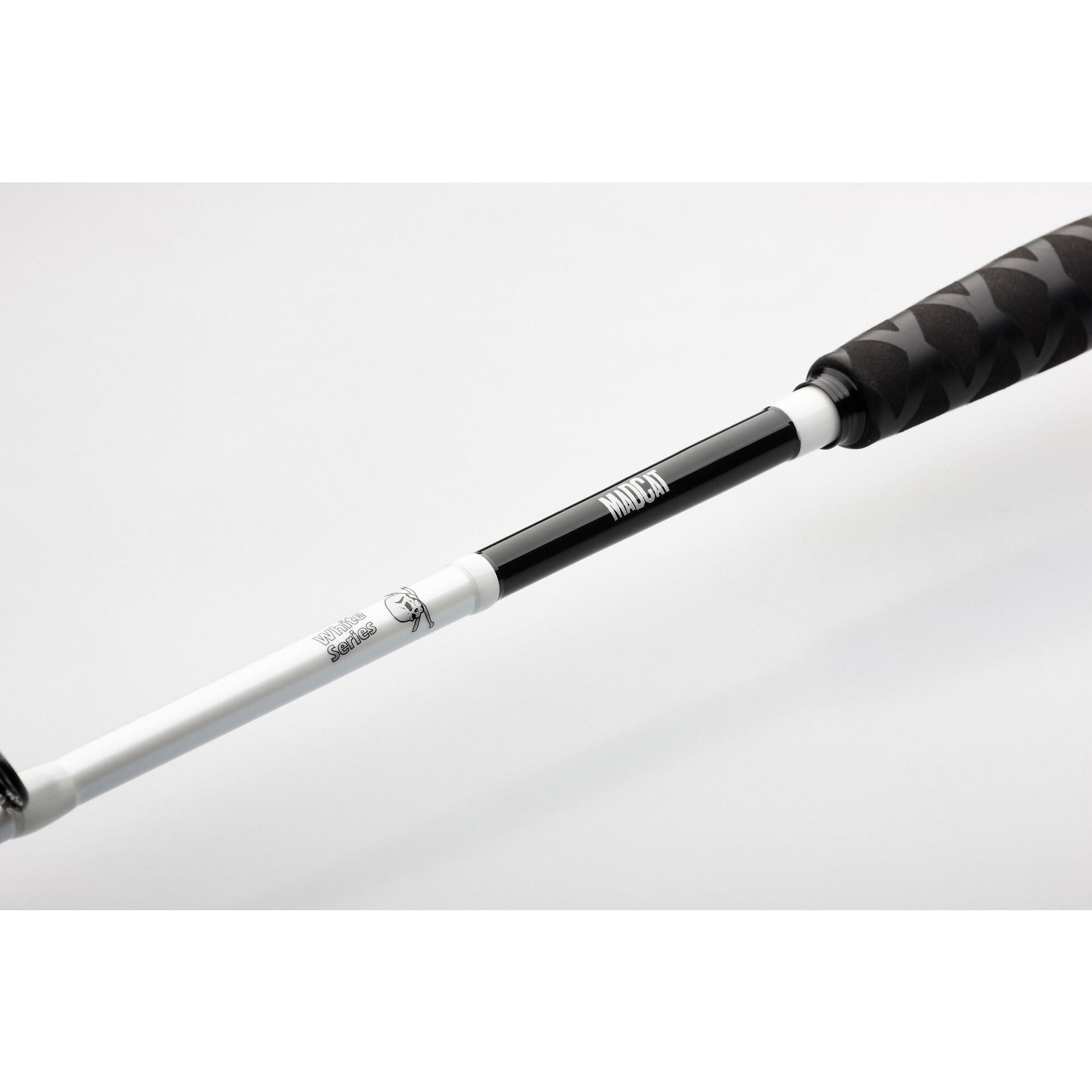 MADCAT White Baitcast Rod