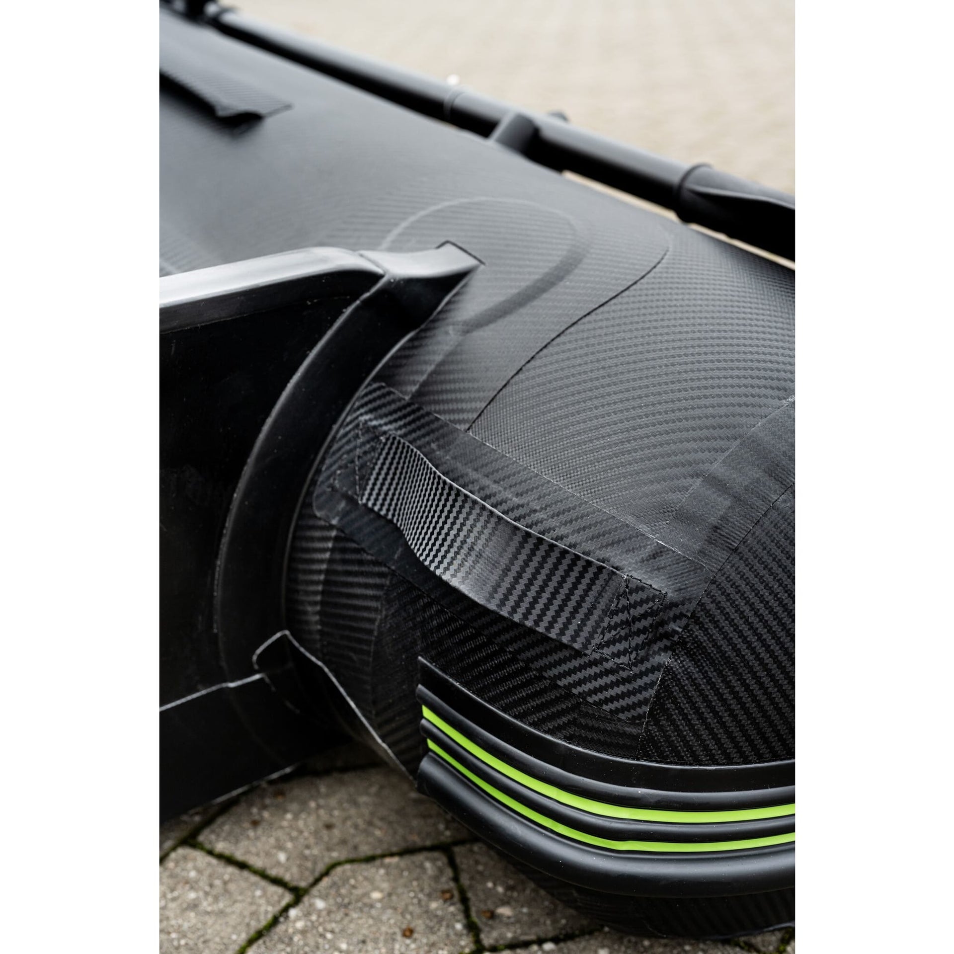 MADCAT Robuster Boat 235 cm