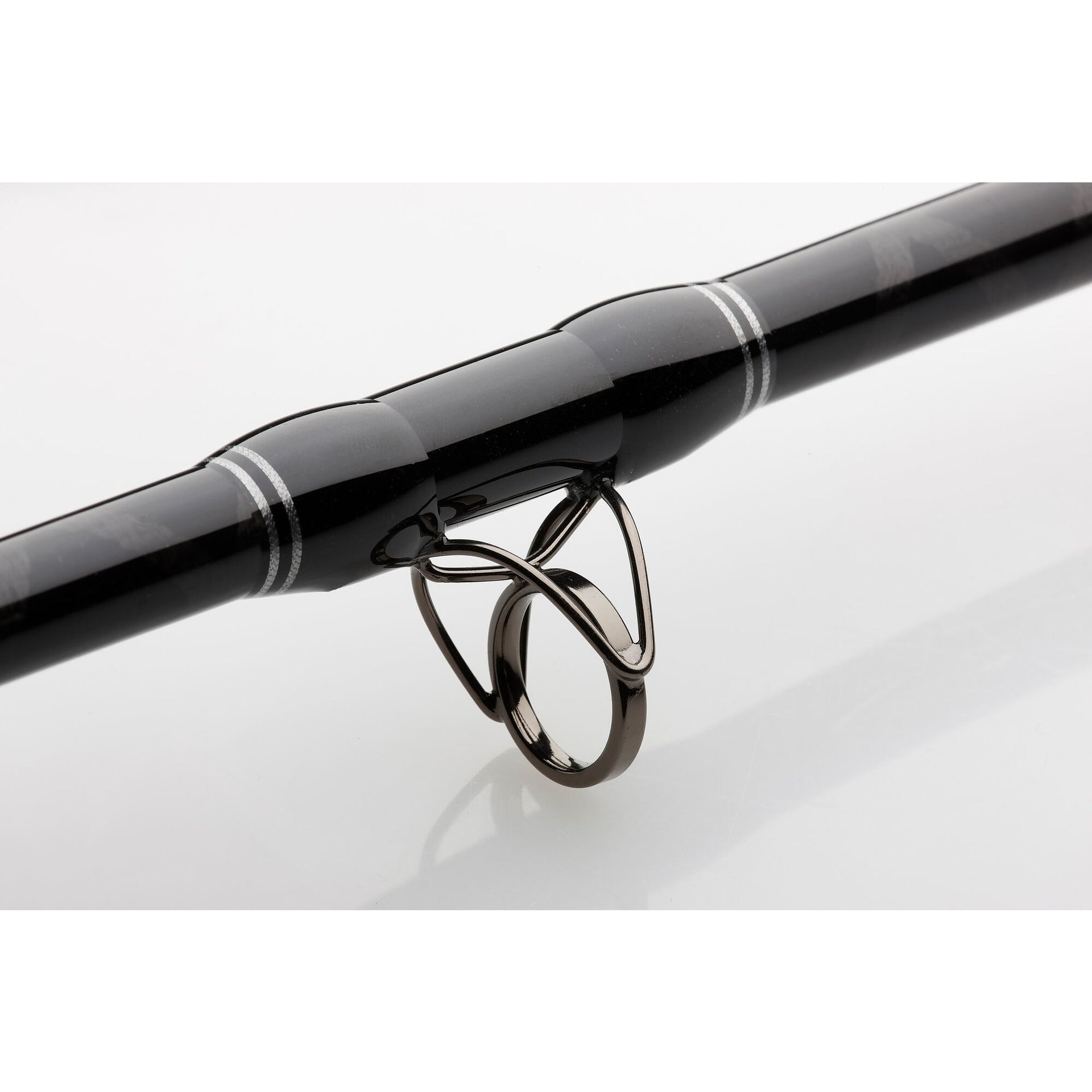 MADCAT Black Heavy Duty Rod